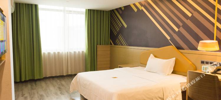 IU酒店(隆昌恒信购物中心店)图片