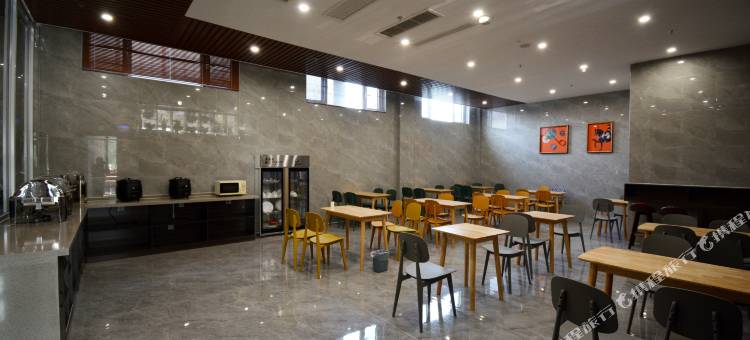 睿柏·云酒店(鸡泽观光桥店)图片