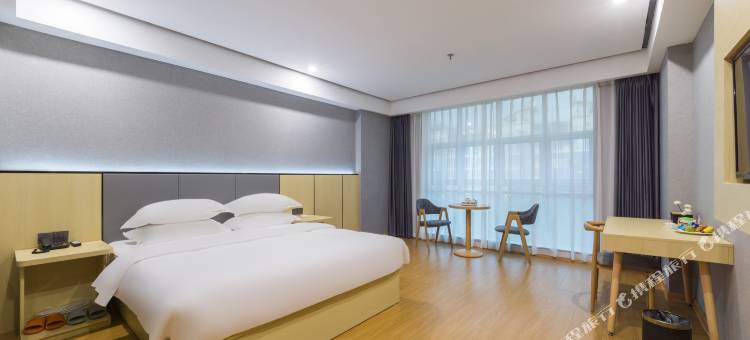 如家睿柏·云酒店(宁德万达广场店)图片