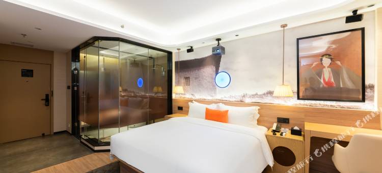 有戏电影酒店(中卫鼓楼东街店)图片