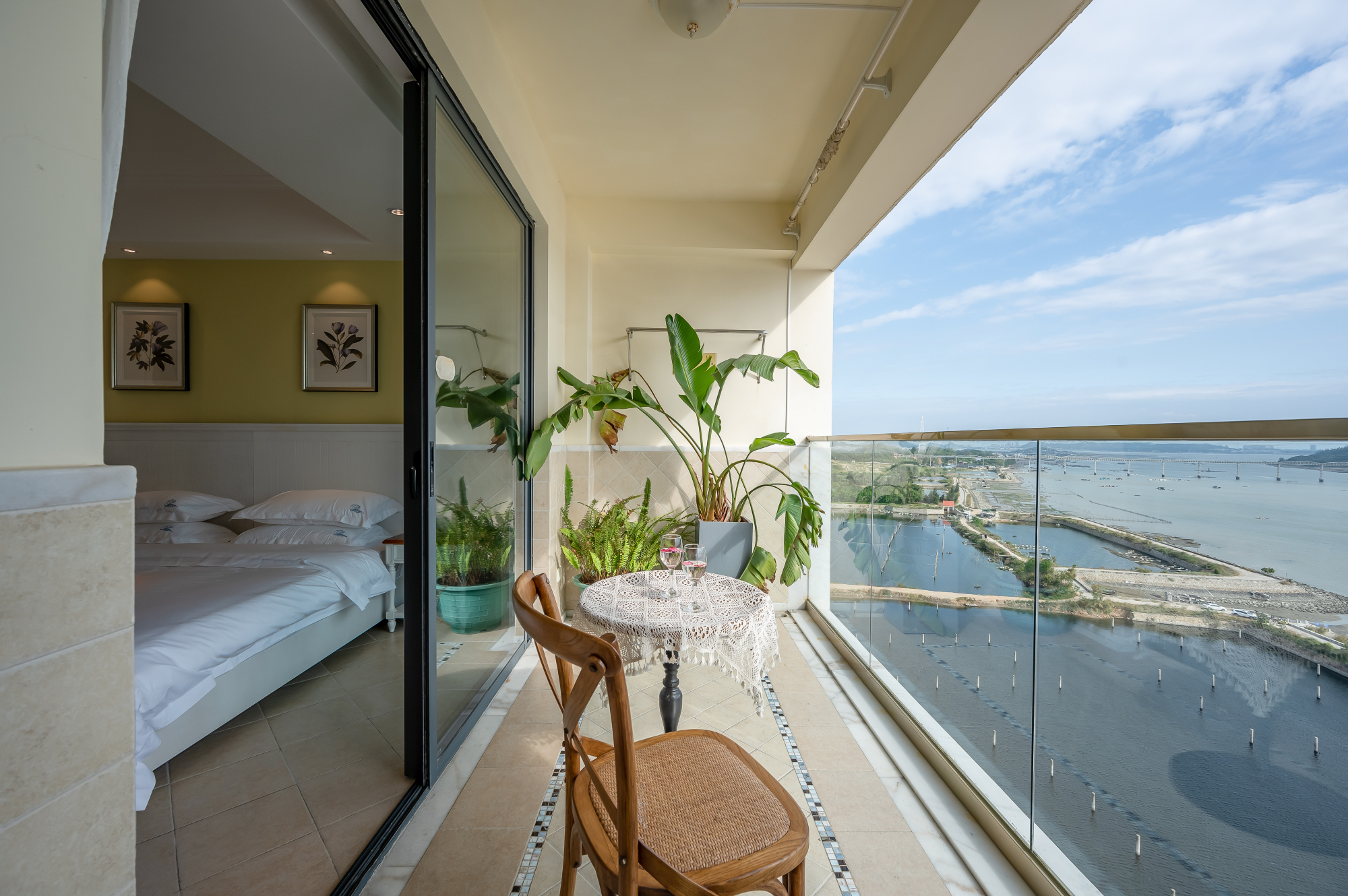 JinTang sea water hot spring hailanlan apartment Over view