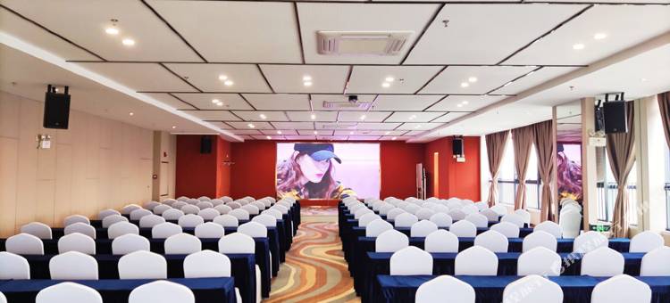 喆啡酒店(珠海拱北口岸森宇富通店)图片