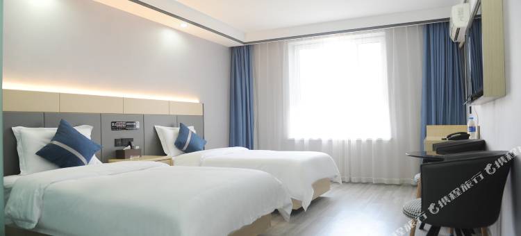 如家睿柏云酒店(喀什团结路美食街店)图片