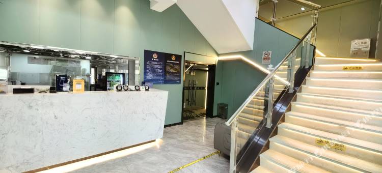 德全酒店(朝阳高铁站石佛营地铁站店)图片