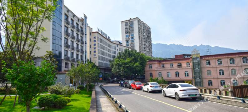 莱雅精品酒店(西南大学状元碑地铁站店)图片