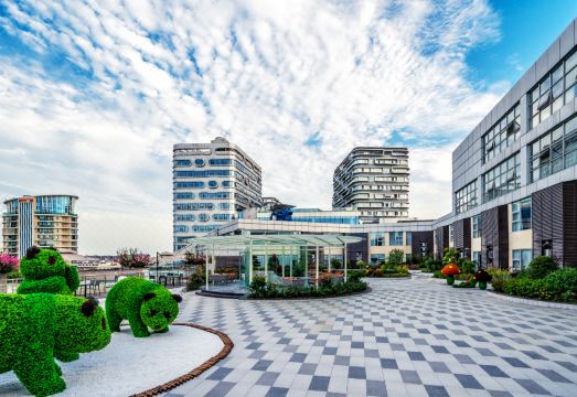 蓉滙印象酒店（广汉百伦广场店）外景图