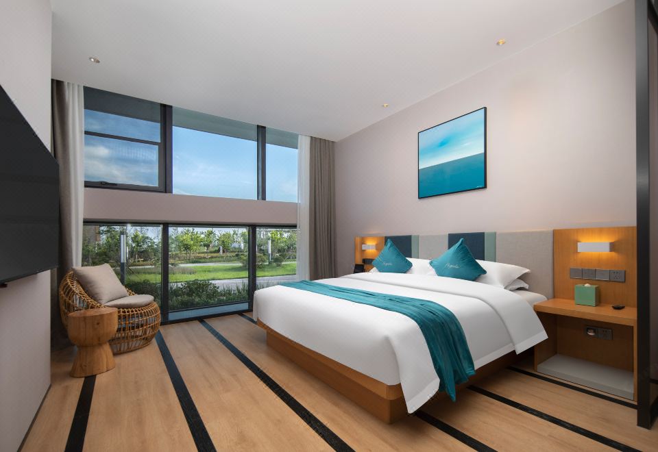 Pagoda Hotel Qingdao West Coast Hotel Overview