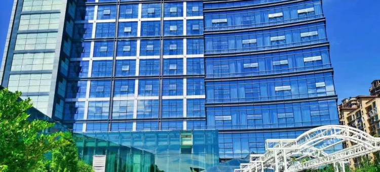 维也纳国际酒店(峨眉山水晶广场店)图片