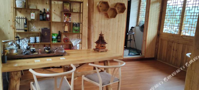 通道盘乾山庄民宿图片