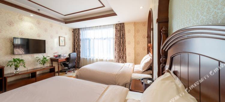 德惠怡美小镇假日酒店(住邦城市广场店)图片