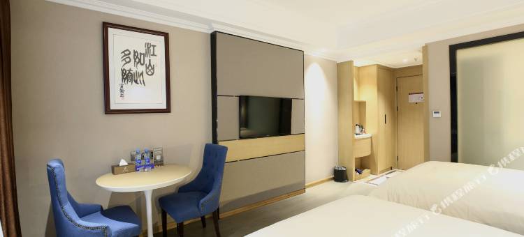 镜山乐居酒店(上高县政府镜山广场店)图片