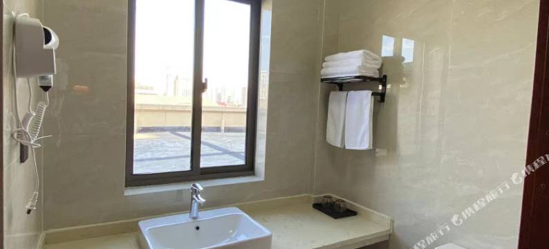 平湖颐家酒店(乍浦店)图片