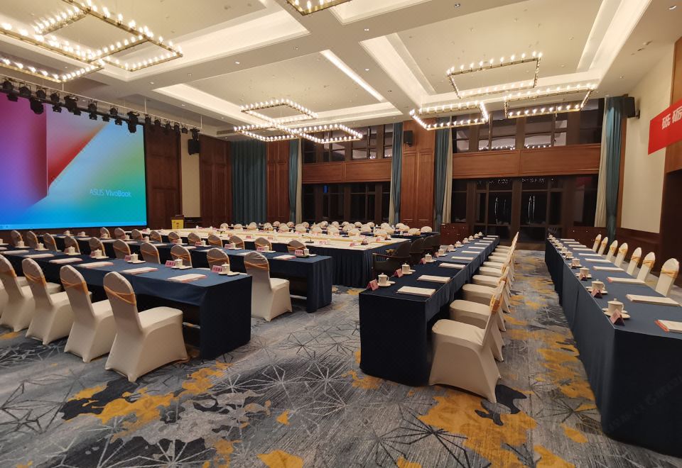 Sangang Wanshouyan CollegeHotel Overview