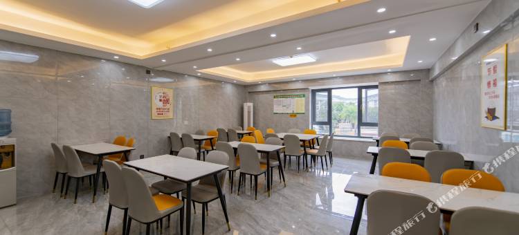 西双版纳景洪尘羽度假酒店(曼弄枫勐泐大佛寺店)图片