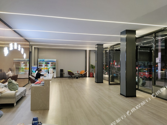 鑫源商务酒店(爱家购物中心店)