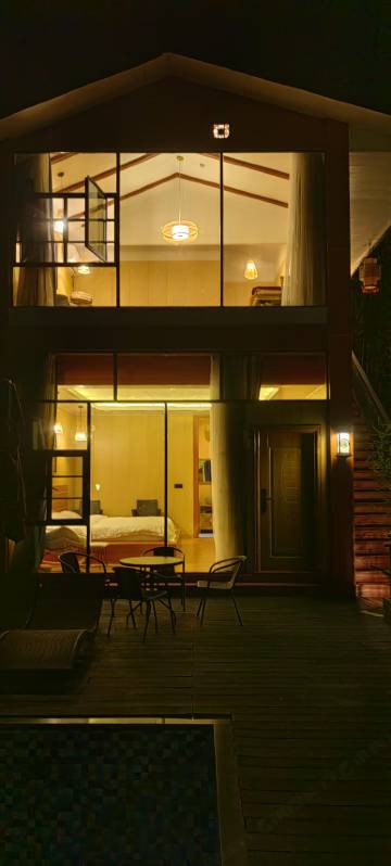 连山欧家梯田和居山舍