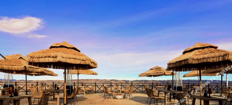 新疆喀拉峻花间营·云驰谷图片