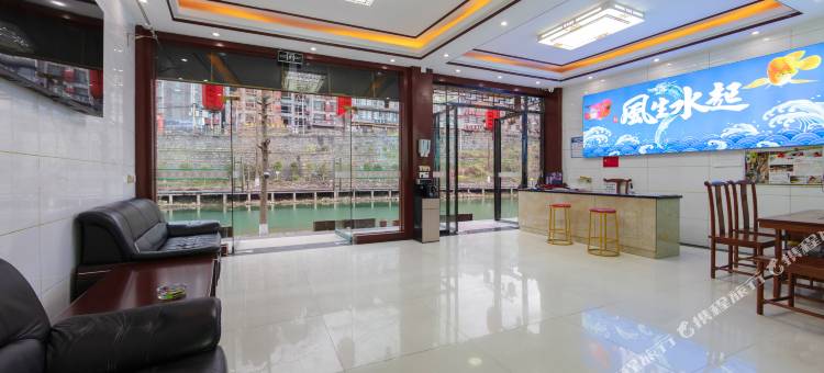 凤凰风生水起江景民宿图片