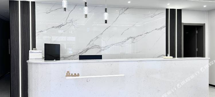 航美假日酒店(昌北机场店)图片