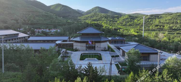 六盘高峰培训中心图片