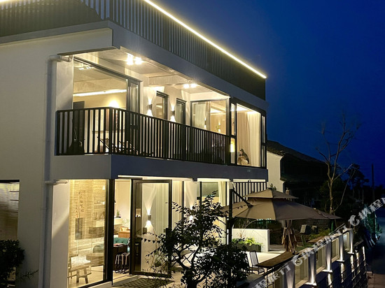 宁波市溪口东山村東季民宿