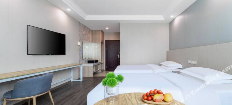 华季酒店(衢州银泰城店)图片