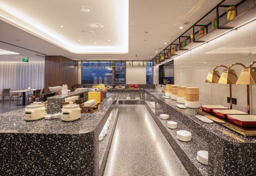Qingmu Platinum Hotel (Anderle Building, Dongfeng Road, Chaohu) Hotel Overview