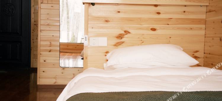 無所居•林图片