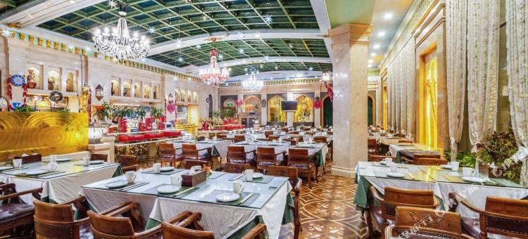 丝路天山酒店(国际大巴扎店)图片