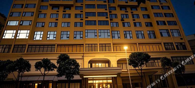 旺马假日酒店(人民东路大树营地铁站店)图片