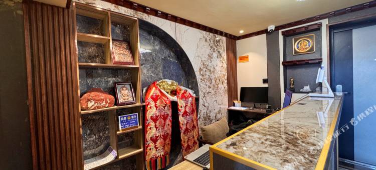 曲麻莱高原野牦牛大酒店图片