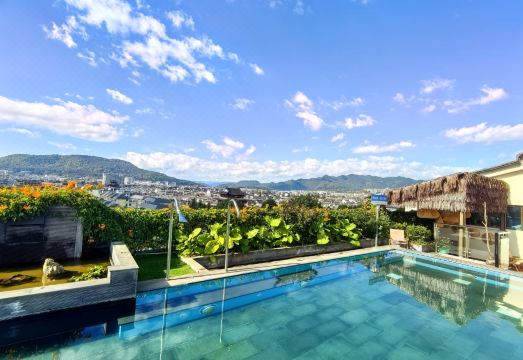 腾冲开臣温泉酒店外景图