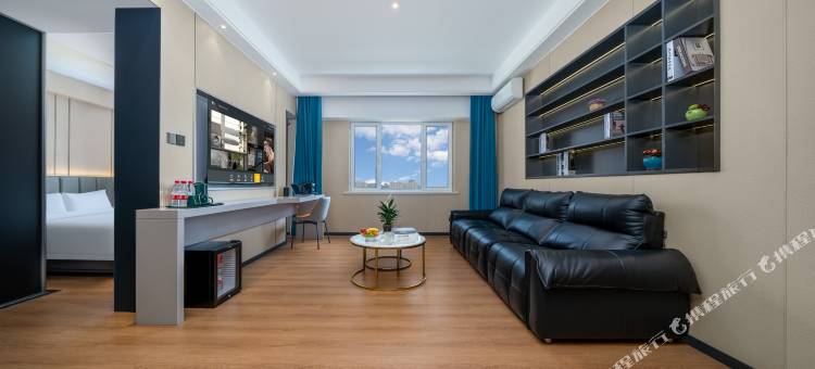 美豪R ROYALSS HOTEL(呼和浩特赛罕区金桥开发区店)图片