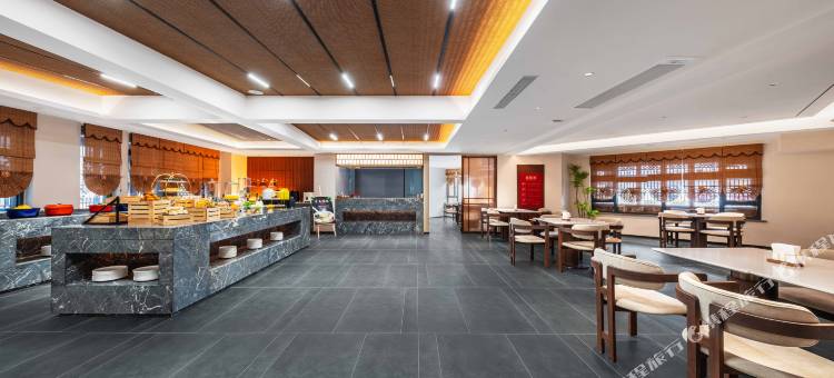 仟那千寻酒店(开封鼓楼广场大相国寺店)图片