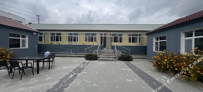 乌兰布统晨阳客栈图片