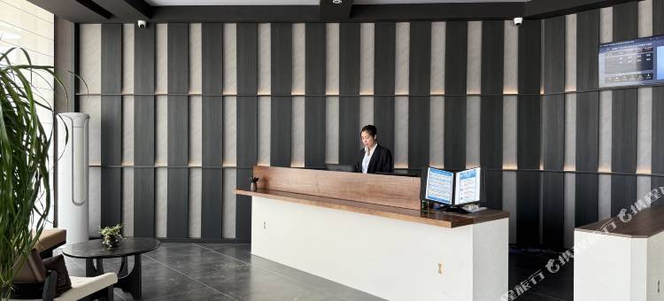 如家素柏·云酒店(丹东鸭绿江月亮岛安东老街店)图片