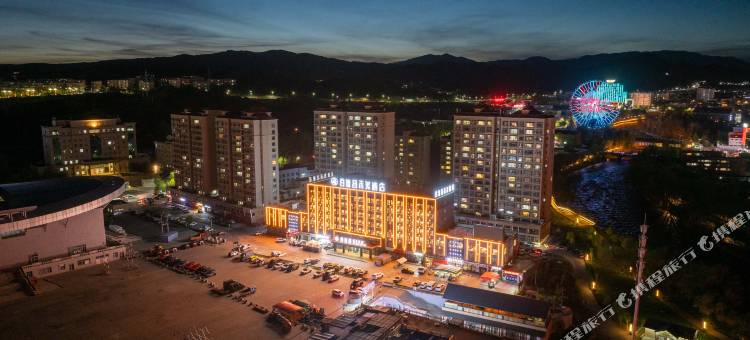 百世昌禾美酒店(阿勒泰博物馆阿勒泰市体育公园店)图片