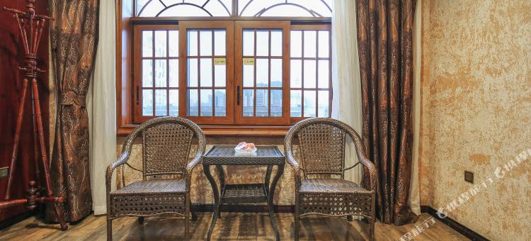 遂宁凤凰大酒店(船山区明月路店)图片