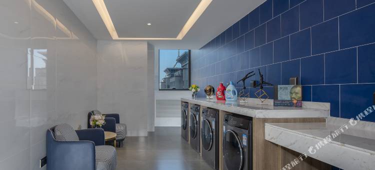 凯里亚德酒店(鞍山火车站市府广场店)图片