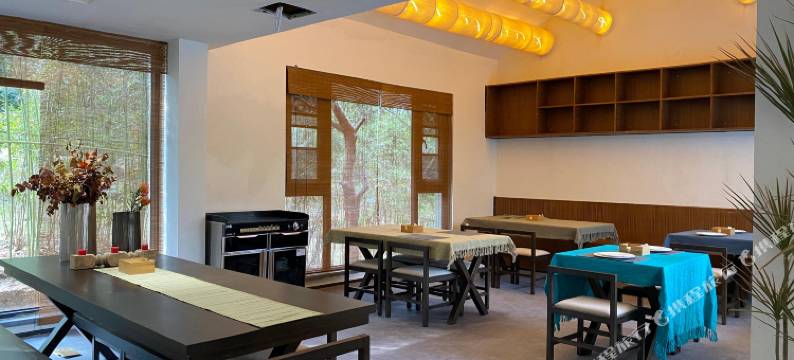 夜澜星舍(忆江南旅游度假区店)图片