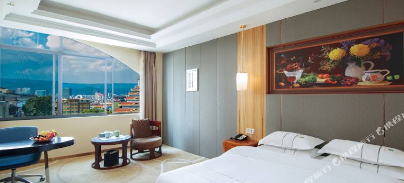 瑞丽蓝浩温泉大酒店图片