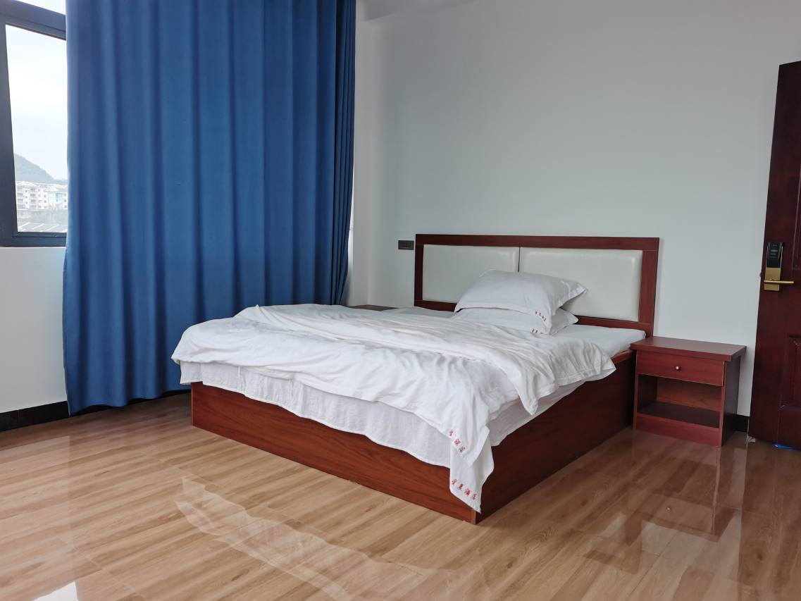 百里杜鹃星晨酒店