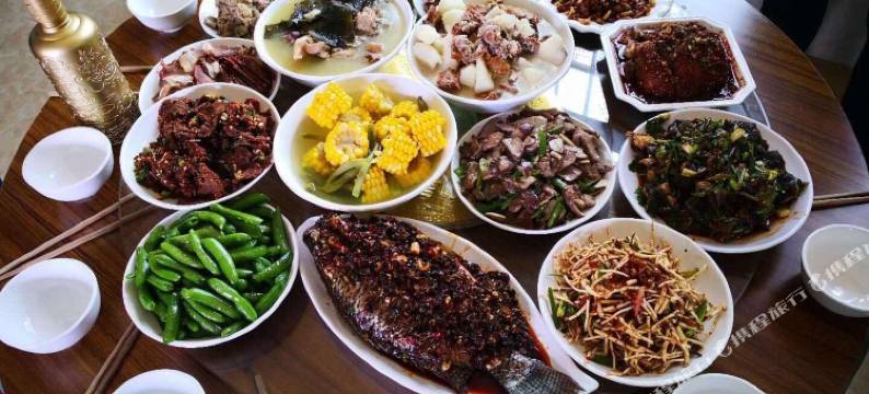 盐边梨园农家院图片