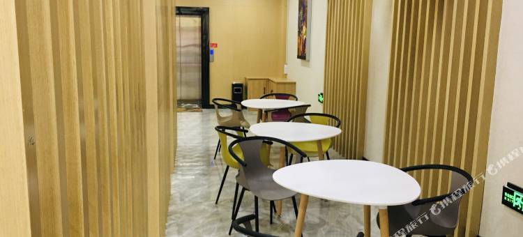 尚客优品酒店(吐鲁番旅游文化广场店)图片