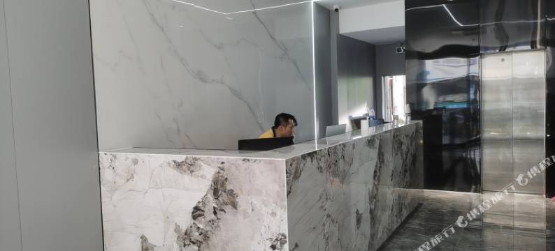 快8连锁酒店(深圳松岗溪头地铁站店)图片