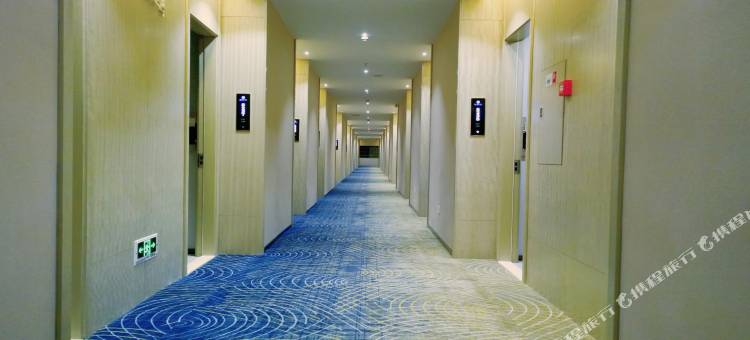 蜂鸟精选酒店(鄂州花湖高铁站店)图片