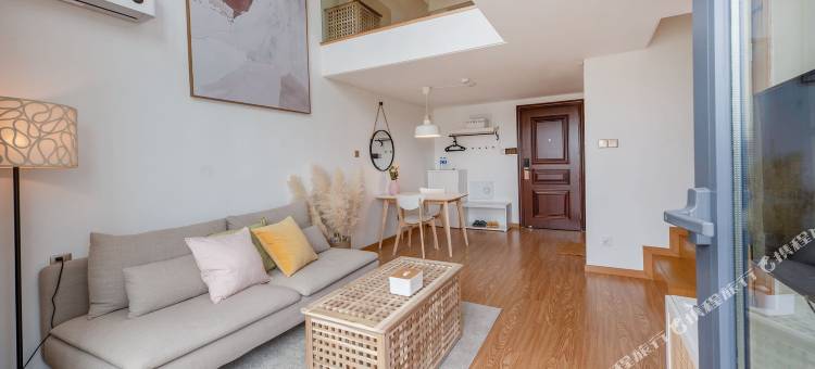 瑞泊禅隐精品公寓(惠州隆生金山湖中心店)图片