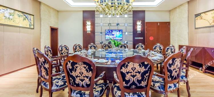 云阳铭雨龙缸假日大酒店图片