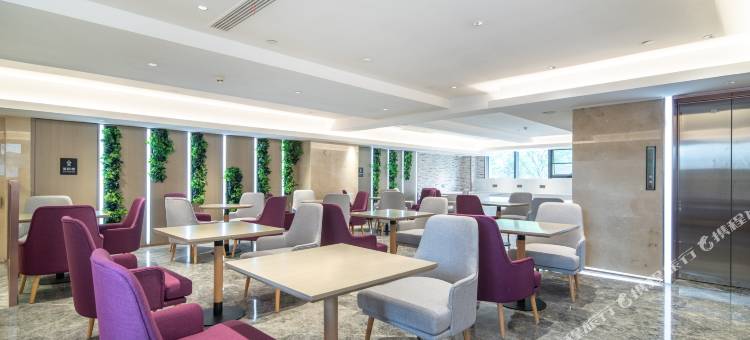 麗枫酒店(南京青奥体育公园体育馆工业大学地铁站店)图片
