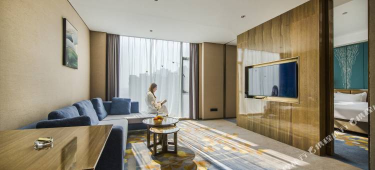 乐庭精品酒店(赣县梅林古镇四中店)图片